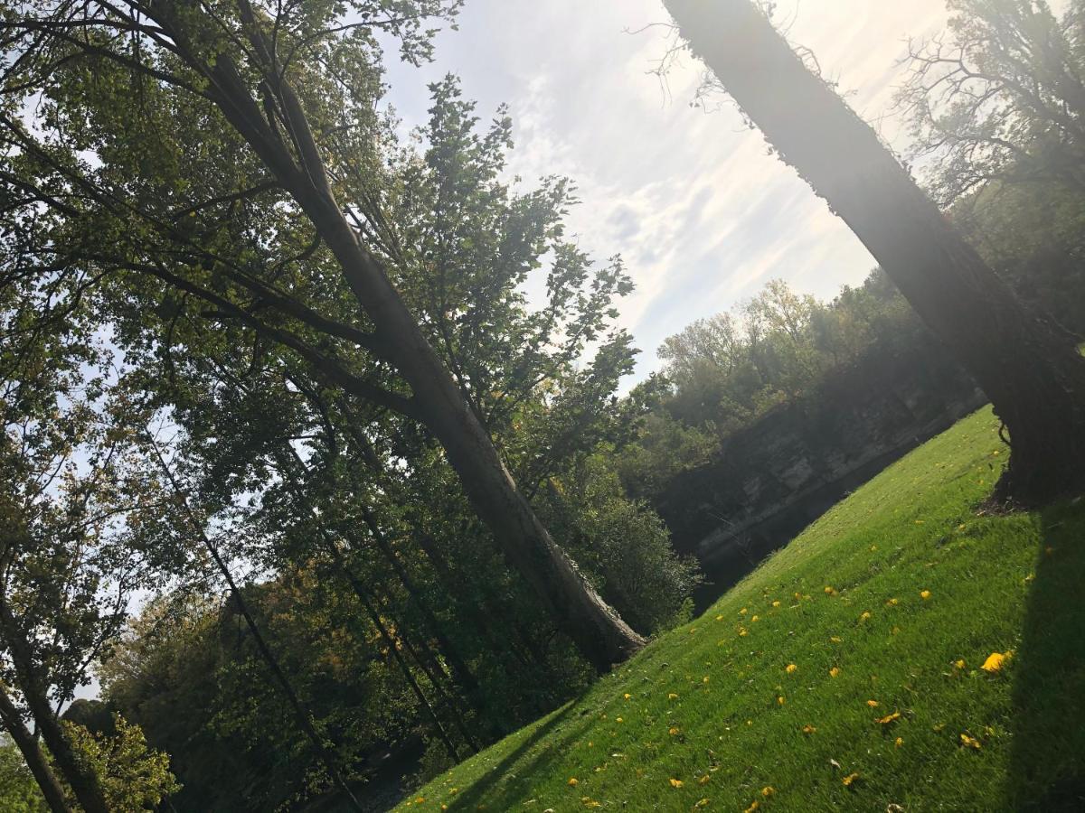 O'Berges D'Astacus Apartment Beloeil Bagian luar foto