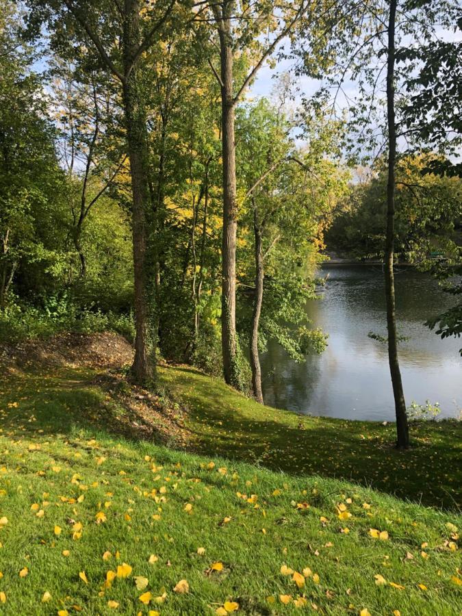 O'Berges D'Astacus Apartment Beloeil Bagian luar foto